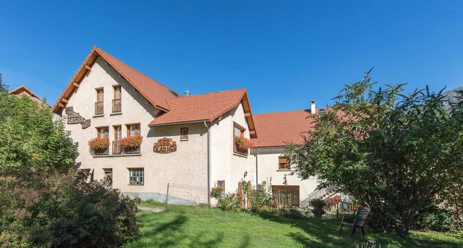 Les Clarines Perceneige - Chambre D'Hotes Vue Sur Montagne & Spa Saint-Jacques-en-Valgodemard 3*,