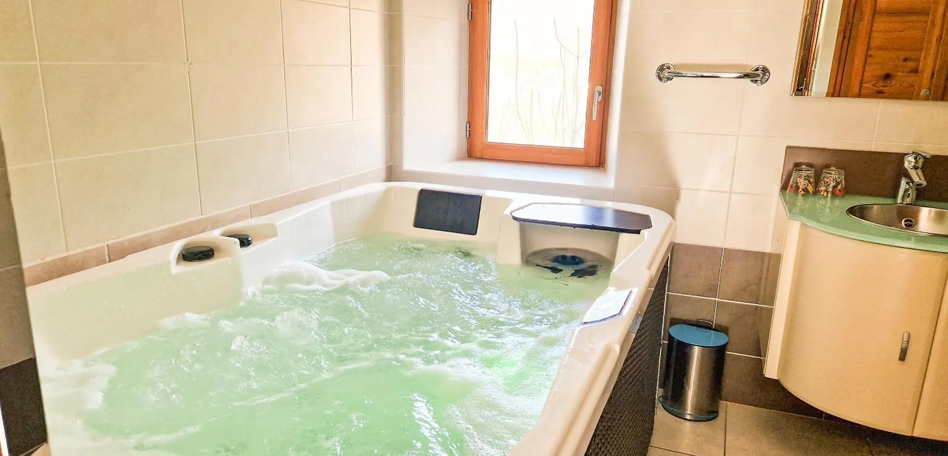 Les Clarines Perceneige - Chambre D'Hotes Vue Sur Montagne & Spa Saint-Jacques-en-Valgodemard 3*,