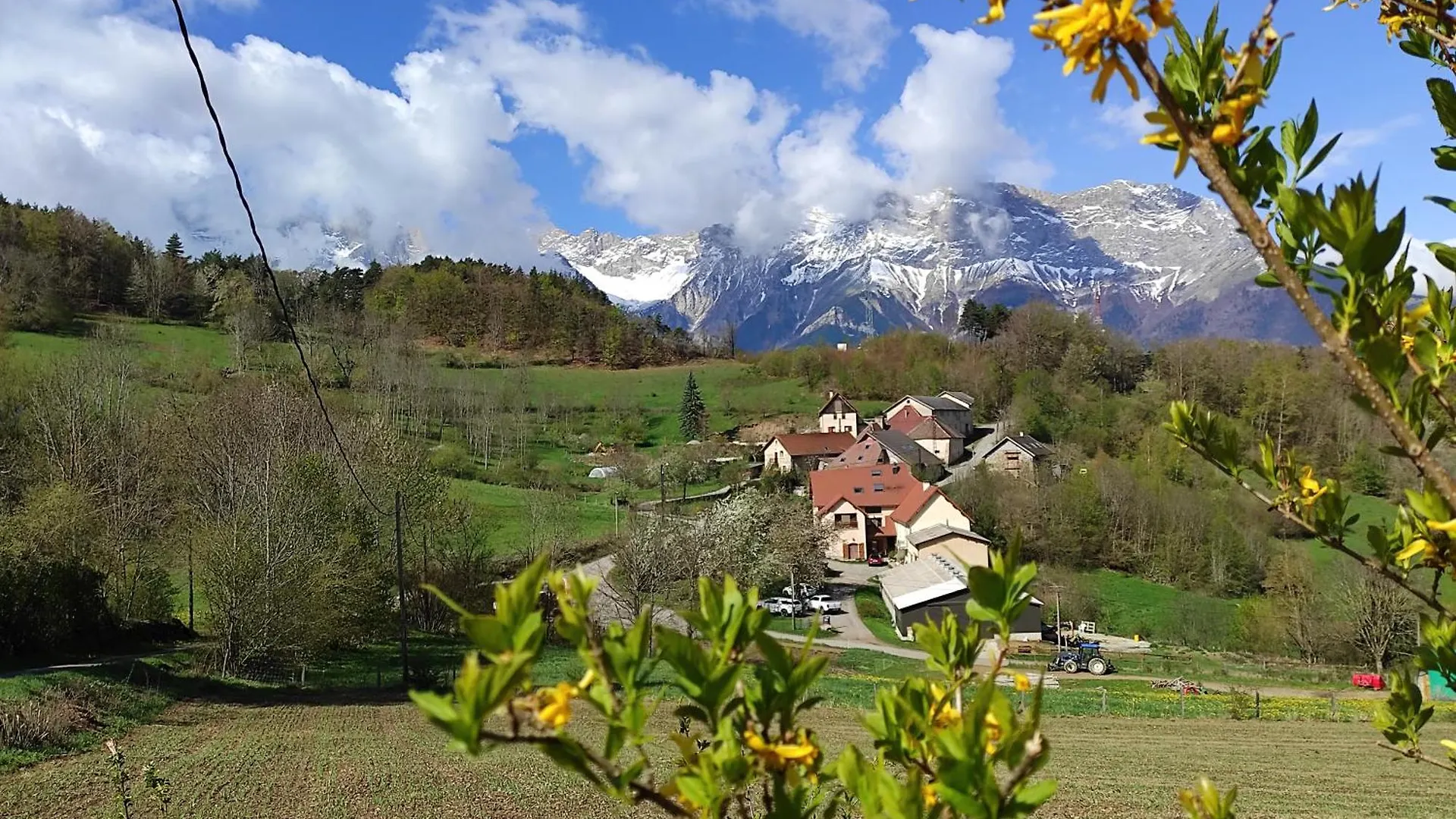 Les Clarines Perceneige - Chambre D'Hotes Vue Sur Montagne & Spa Saint-Jacques-en-Valgodemard Franciaország