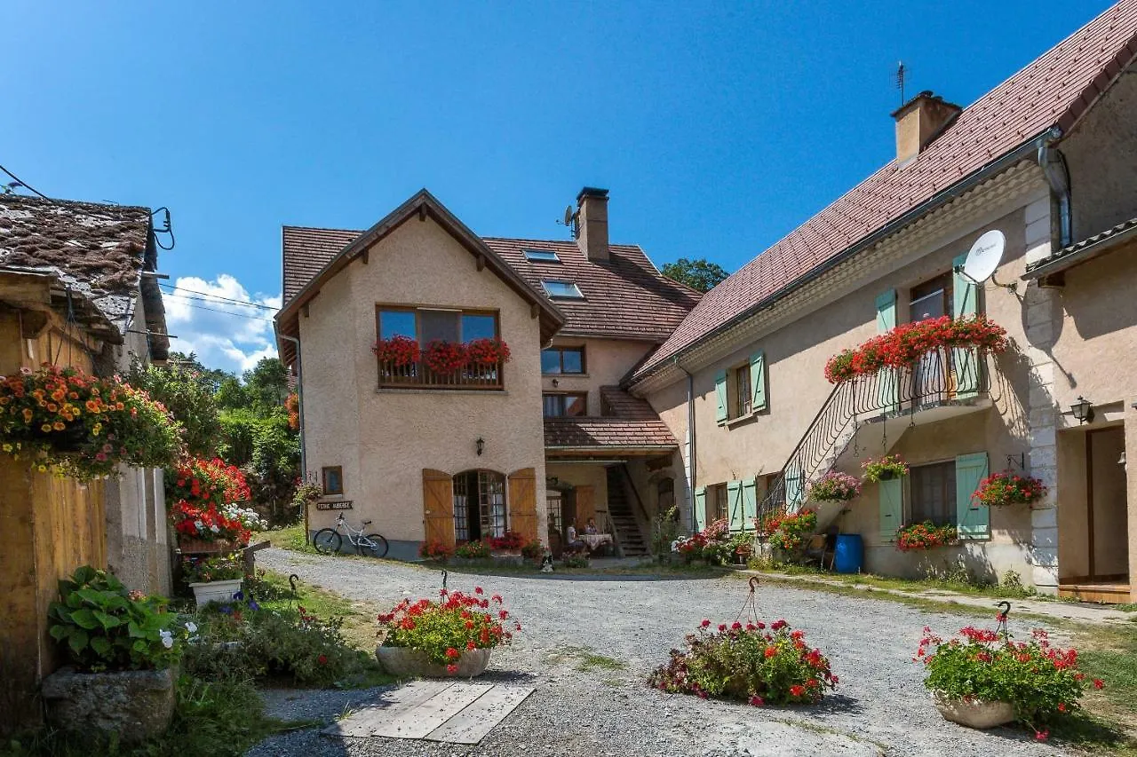 Les Clarines Perceneige - Chambre d'Hôtes Vue Sur Montagne Saint-Jacques-en-Valgodemard Couette-café